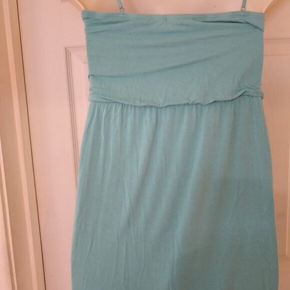 lush sun dress spaghetti strap with buttons & an elastic waist - Picture 4 of 4